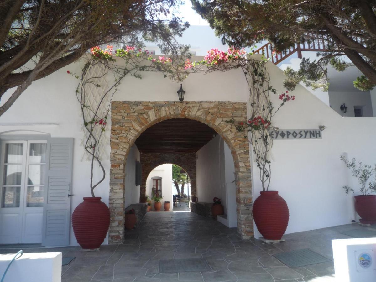 Hotel Efrosini Platis Gialos  Exterior photo